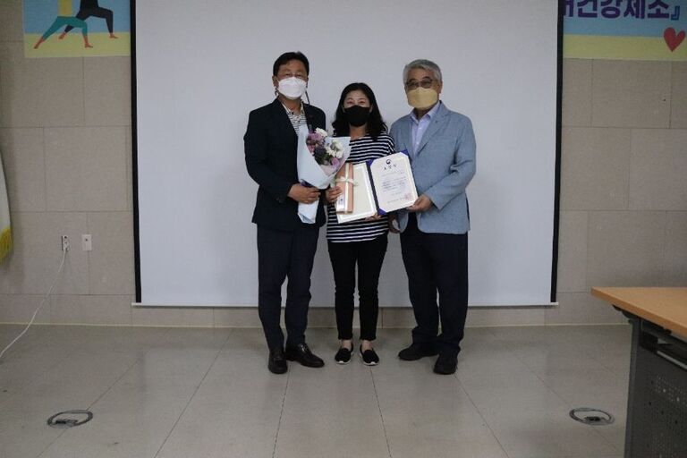 [행정안전부장관상] 행정안전부장관상 수상 : 이해숙-서귀포시여성자원활동센터자원봉사회